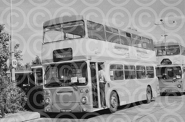 THM669M Clydeside Scottish London Transport