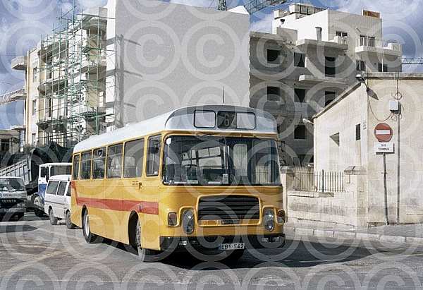 EBY542 (NLJ515M) Malta Buses Hants & Dorset