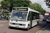 YS02UCB Cumfybus,Southport Vickers,Churchtown
