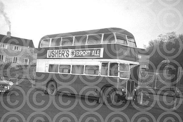 HLW156 Garelochhead Coach Services Cunningham,Paisley London Transport