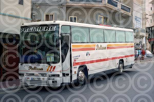 JCY955 (J433HDS) Malta Buses(Sultana) Redwing,Camberwell  Parks,Hamilton
