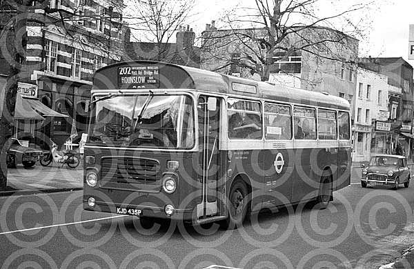 KJD435P London Transport