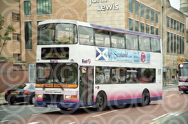 L829YGA First Glasgow Kelvin Central