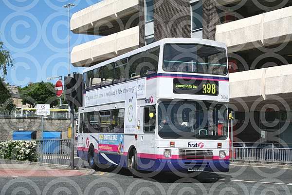 G293OGE First West Yorkshire First Glasgow Strathclyde PTE